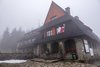 W drodze na Turbacz po raz pierwszy... schronisko