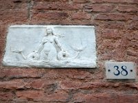 DSC 7871  W XII wieku w sporze między gwelfami a gibelinami Siena opowiedziała się po stronie cesarza. Między innymi ten wybór był przyczyną ciągłych konfliktów z Florencją.